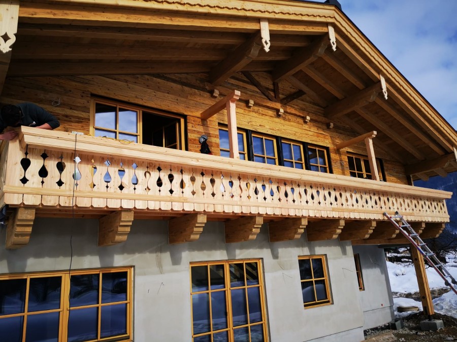 Holzbau Zimmerei Balkon Pinzgau 8